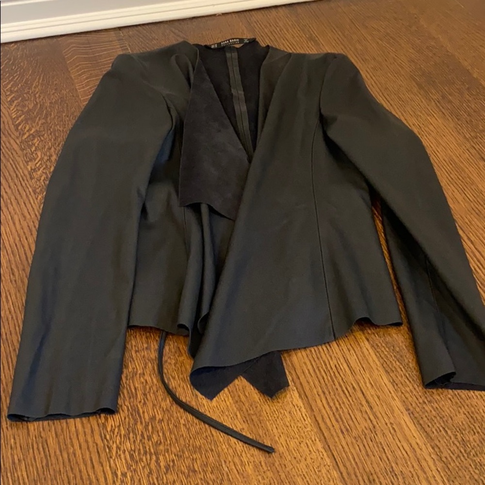 ZARA BLACK FAUX LEATHER JACKET